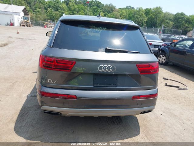 WA1LAAF78KD021057 Audi Q7 55 Premium