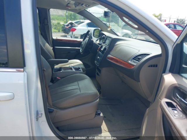 2C4RC1BG9FR694880 Chrysler Town & Country Touring