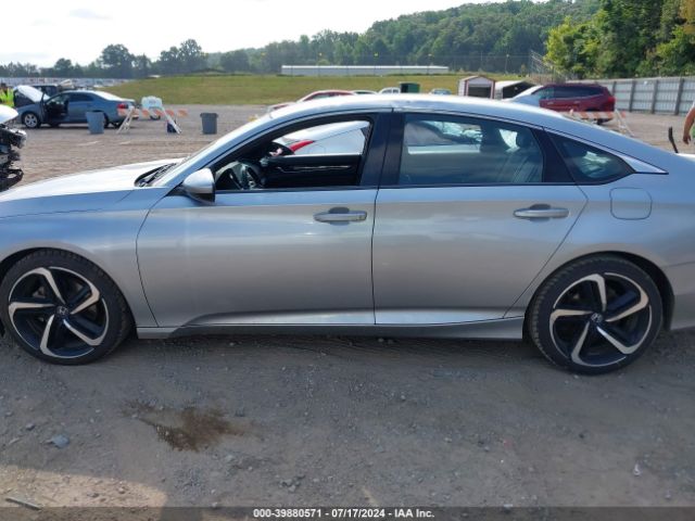 1HGCV1F32JA028448 Honda Accord Sport