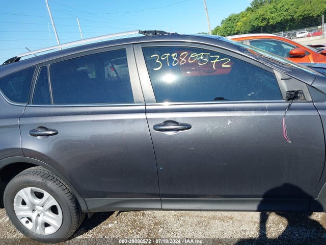 Toyota RAV4 LE 2015 JTMZFREV6FJ035109 Image 13