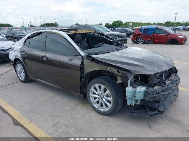 Toyota CAMRY LE 2018 4T1B11HK3JU044372 главное изображение