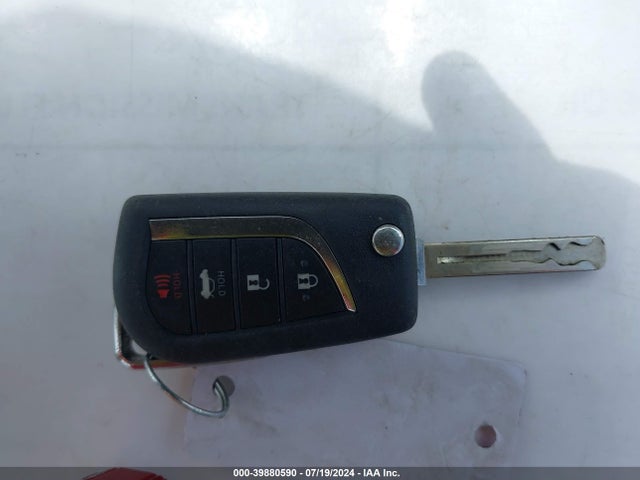 Toyota CAMRY LE 2018 4T1B11HK3JU044372 Image 11