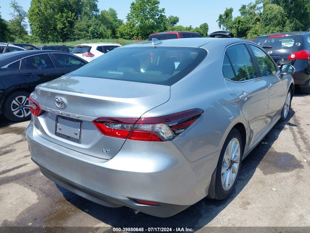 Toyota CAMRY LE 2024 4T1R11AK0RU886087 Image 4