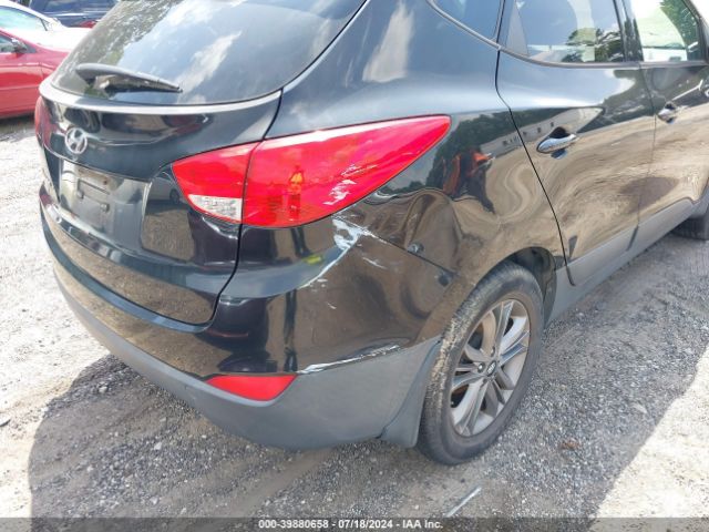 KM8JU3AG5FU104065 Hyundai TUCSON SE