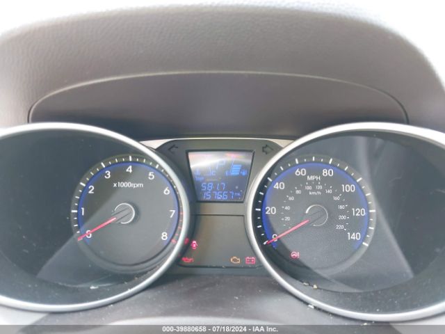KM8JU3AG5FU104065 Hyundai TUCSON SE