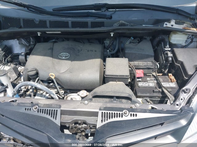Toyota Sienna L 2020 5TDZZ3DC0LS064107 Image 10