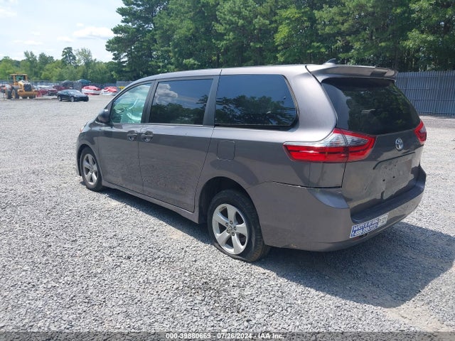 Toyota Sienna L 2020 5TDZZ3DC0LS064107 Image 3
