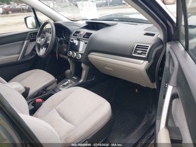 JF2SJAEC3JH611319 Subaru Forester 2.5i Premium