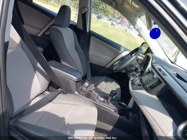 Toyota RAV4 LE 2015 2T3BFREV3FW249011 Image 5