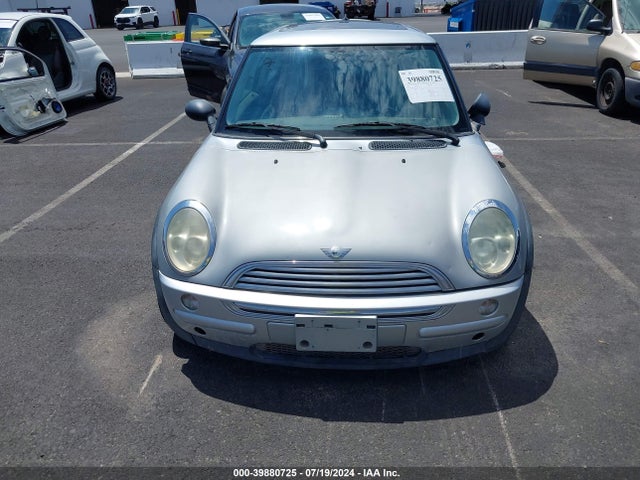 2004 MINI COOPER WMWRC33484TC54848 Photo 5