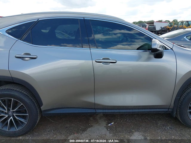 2T2GDCAZ3RC008609 Lexus Nx 250 Premium