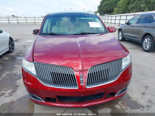 2LMHJ5FK2EBL53075 Lincoln MKT