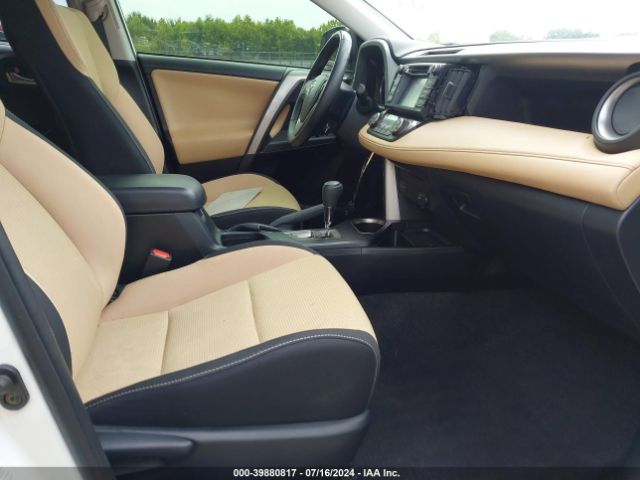 JTMRJREV8JD204083 Toyota Rav4 Hybrid Xle
