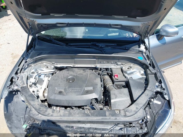 LYVA22RL0JB117590 Volvo Xc60 T6 Inscription