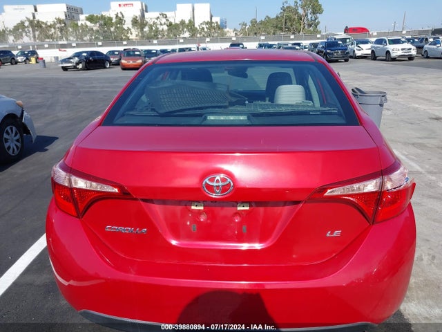 Toyota COROLLA LE 2018 5YFBURHE7JP796626 Image 17