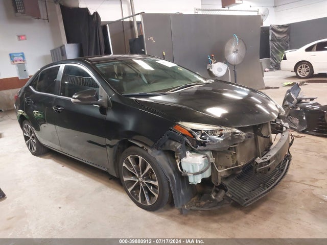 Toyota COROLLA SE 2017 5YFBURHE5HP701295 main image