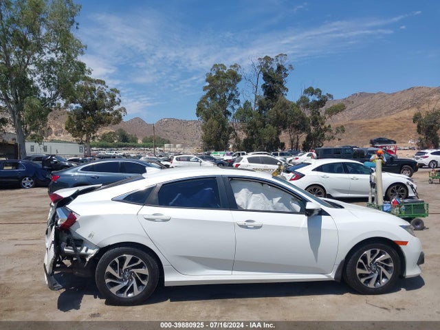 Honda CIVIC EX 2018 2HGFC2F76JH517111 Image 13