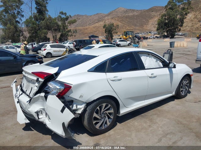 Honda CIVIC EX 2018 2HGFC2F76JH517111 Image 4