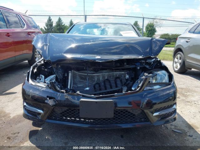 WDDGF8AB0EA950099 Mercedes-Benz C 300 Luxury 4matic/sport 4matic