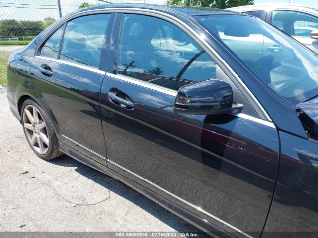 WDDGF8AB0EA950099 Mercedes-Benz C 300 Luxury 4matic/sport 4matic