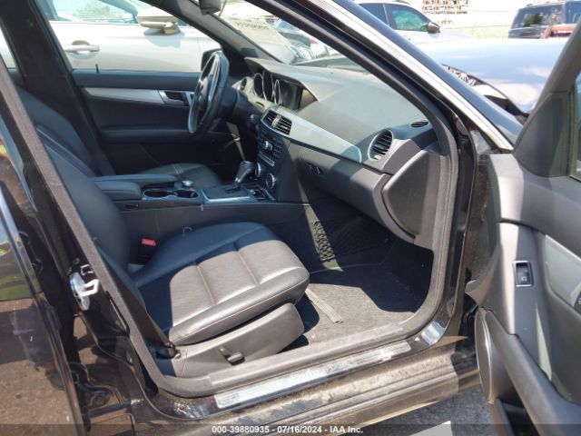 WDDGF8AB0EA950099 Mercedes-Benz C 300 Luxury 4matic/sport 4matic