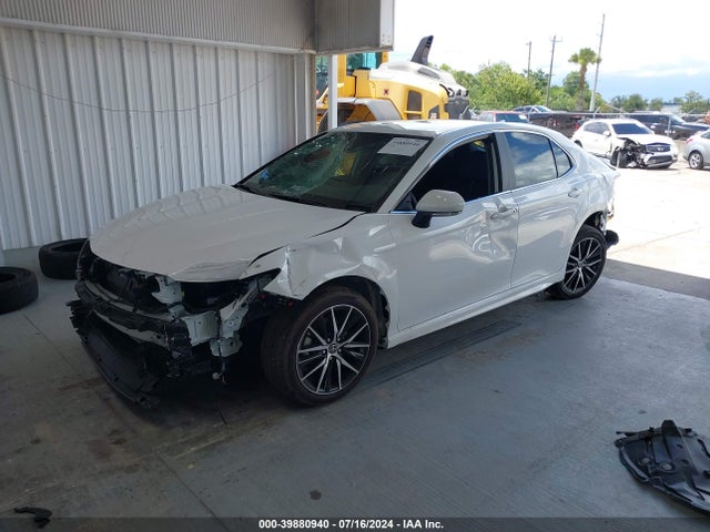 Toyota CAMRY SE 2023 4T1T11AKXPU828524 Image 2