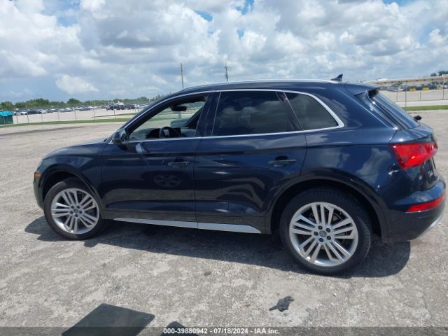 WA1BNAFY7J2179599 Audi Q5 2.0t Premium/2.0t Tech Premium