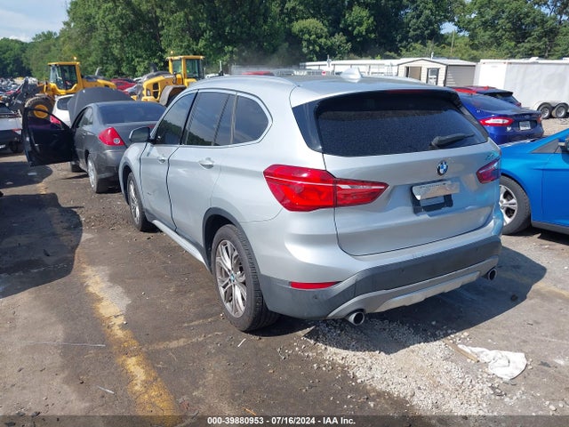 BMW X1 Xdrive28i 2017 WBXHT3Z38H4A52172 Image 3