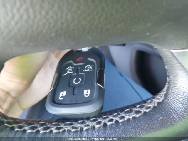 1GNSKHKC5HR281364 Chevrolet Suburban Lt