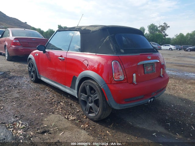 2005 MINI COOPER S WMWRH33505TF85306 Photo 2