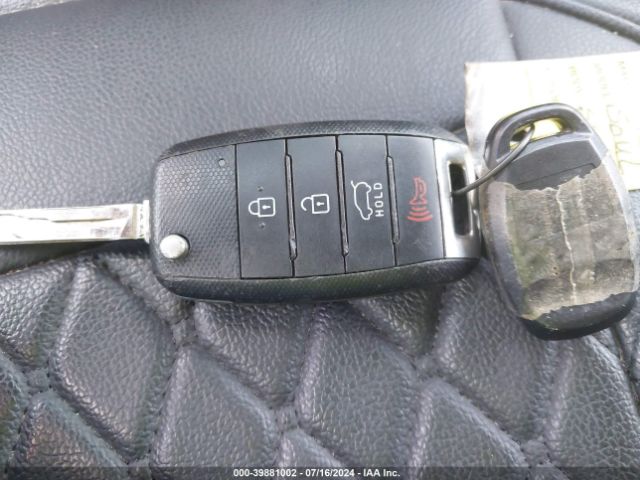 KNDJN2A23E7738858 KIA Soul