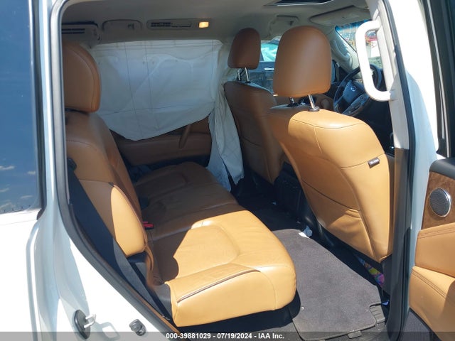 Infiniti QX80 2016 JN8AZ2NC7G9400155 Image 8