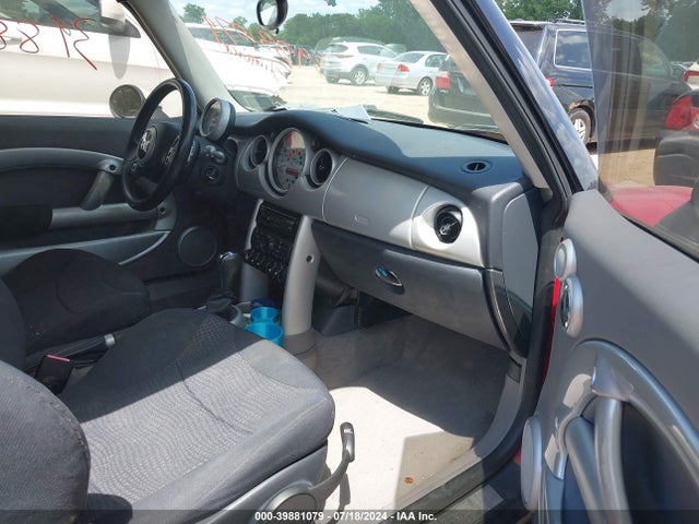 2003 MINI COOPER WMWRC33473TE16029 Photo 4