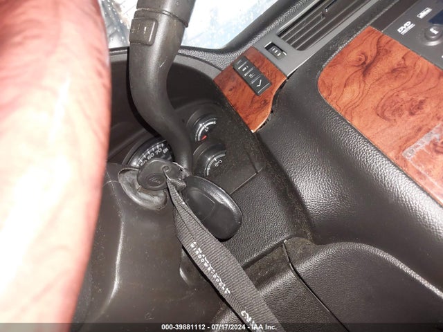 Chevrolet Suburban 1500 Lt 2014 1GNSCJE07ER104283 Image 11