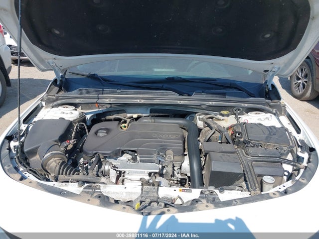 1G1ZD5ST5KF109823 Chevrolet MALIBU LT
