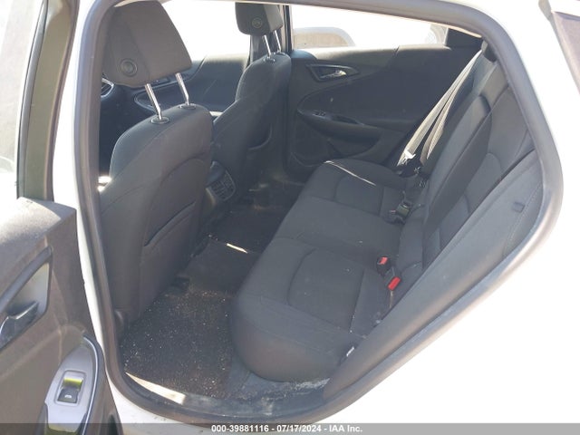1G1ZD5ST5KF109823 Chevrolet MALIBU LT