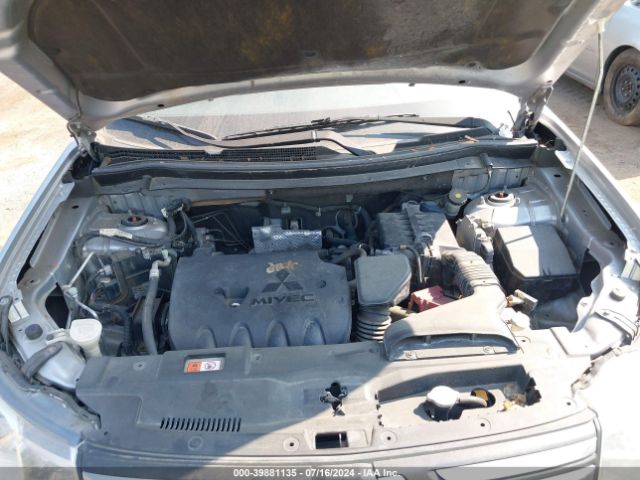 JA4AD3A36EZ012735 Mitsubishi Outlander Se