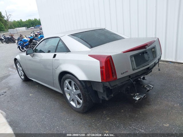 2008 CADILLAC XLR 1G6YV36A885601308 Photo 2