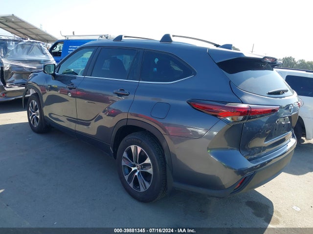 Toyota Highlander Xle 2024 5TDKDRBH4RS546766 Image 3