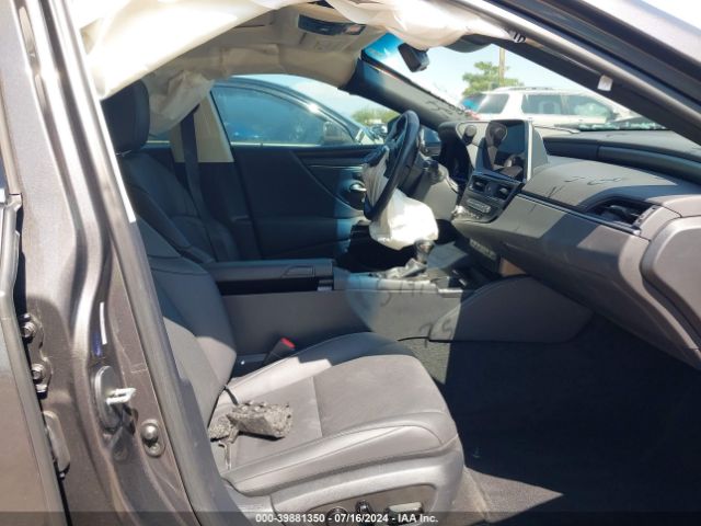 58ADA1C11PU027224 Lexus ES 300H