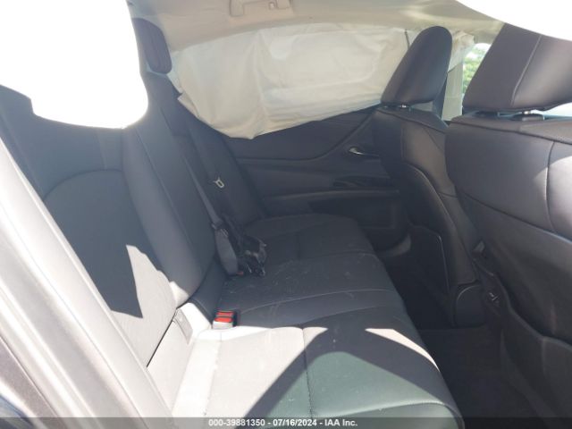 58ADA1C11PU027224 Lexus ES 300H