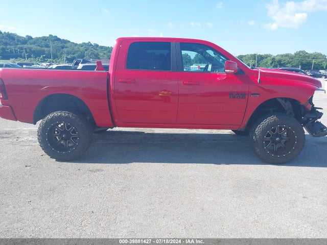 RAM 1500 Night  4x4 5'7 Box 2018 1C6RR7MT7JS244333 Image 13