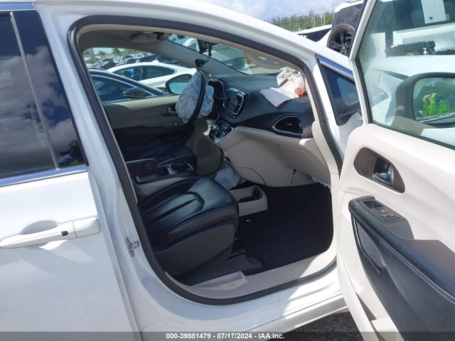 2C4RC1DG3LR260883 Chrysler Voyager Lxi