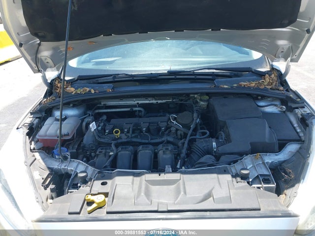 Ford FOCUS SE 2015 1FADP3K22FL282944 Image 10