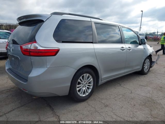 5TDYK3DC9FS604199 Toyota Sienna Xle 8 Passenger