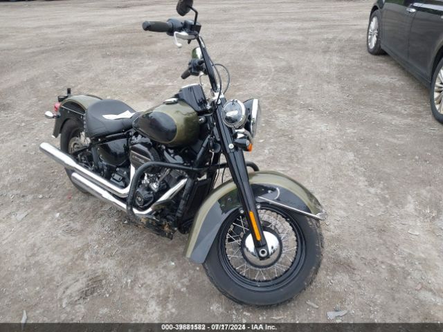 2018 HARLEY-DAVIDSON FLHC 1HD1YAJ1XJC028798