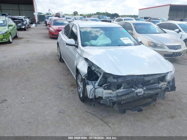 2020 1N4BL4BV0LC165975 main image