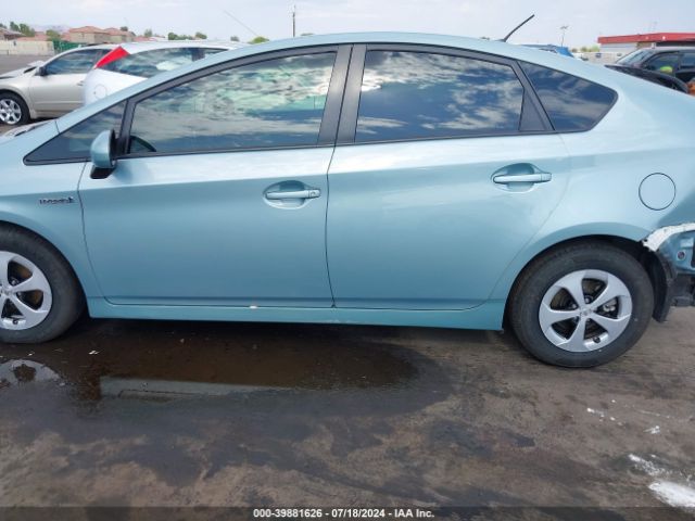 JTDKN3DU0F1983323 Toyota Prius Four
