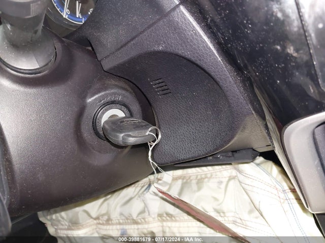2T1BURHE7HC928018 Toyota COROLLA SE