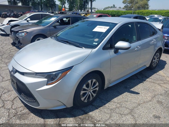 Toyota Corolla Hybrid Le 2022 JTDEAMDE7N3009901 Image 2